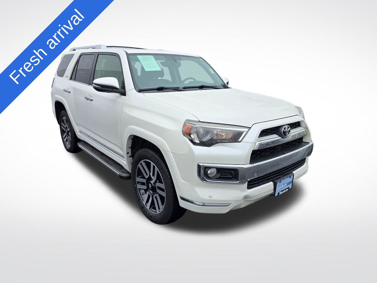 Used 2016 Blizzard Pearl Toyota Limited image 1
