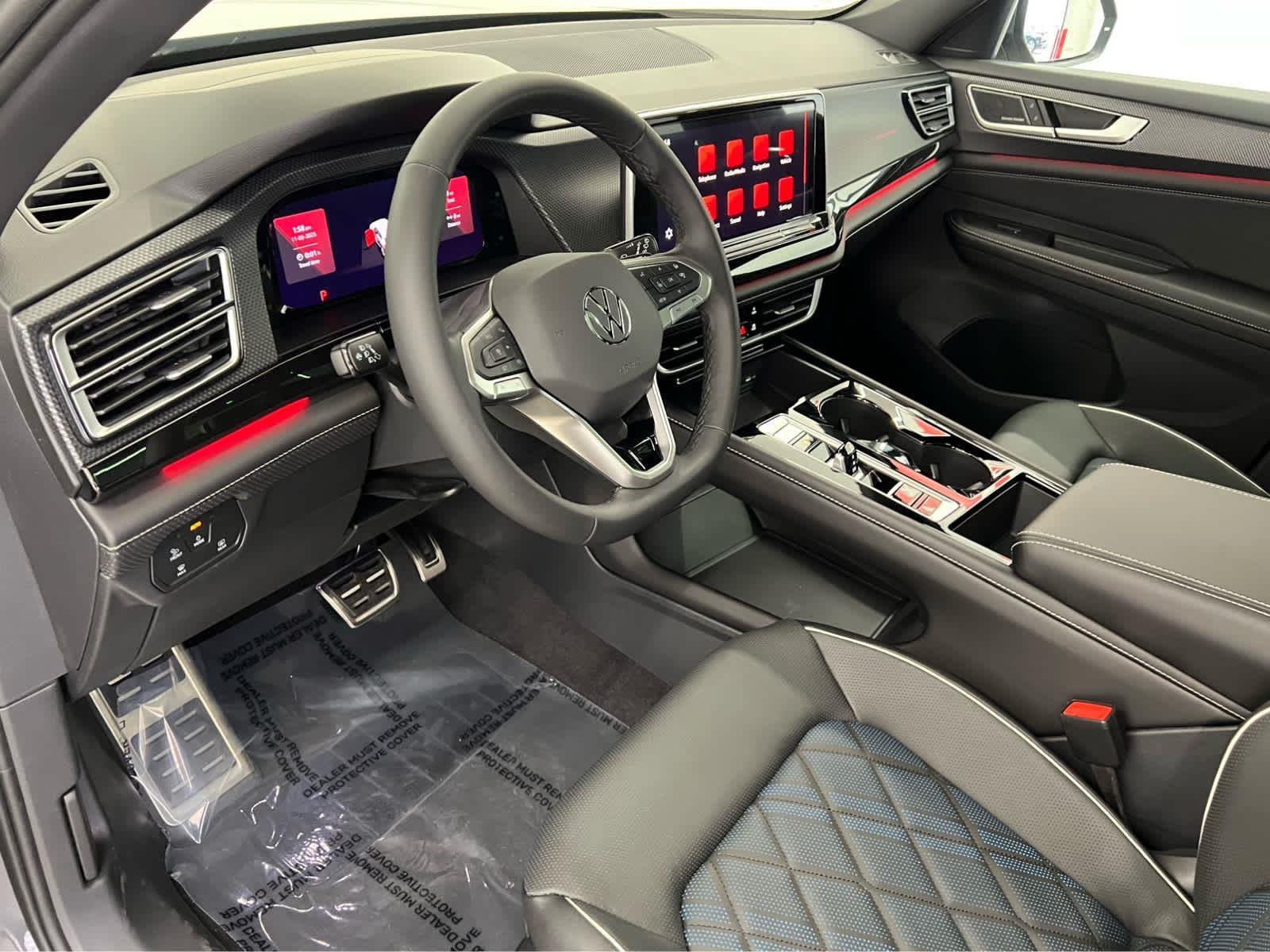 2026 Volkswagen Atlas Cross Sport SEL Premium R-LINE - Photo 13