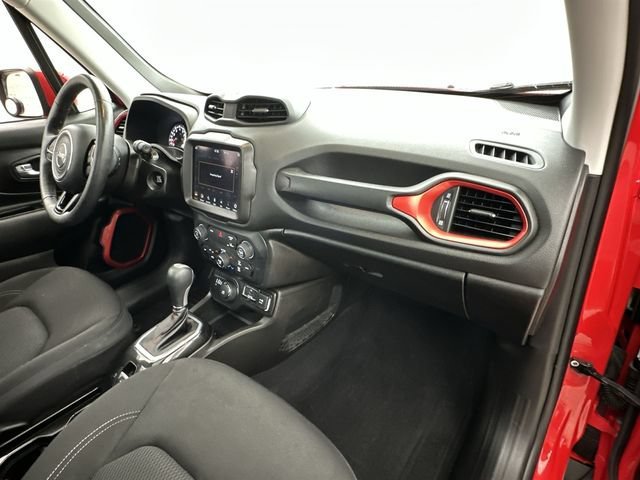 2022 Jeep Renegade Red Edition - Photo 13