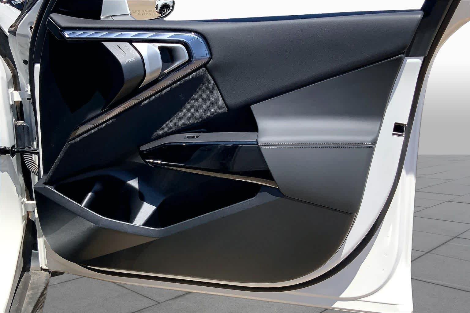 2026 BMW X3 30 - Photo 45
