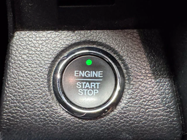 Used 2018 Shadow Black Ford Limited image 27