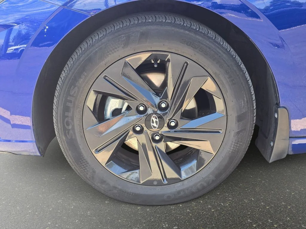Used 2022 Blue Hyundai SEL image 34