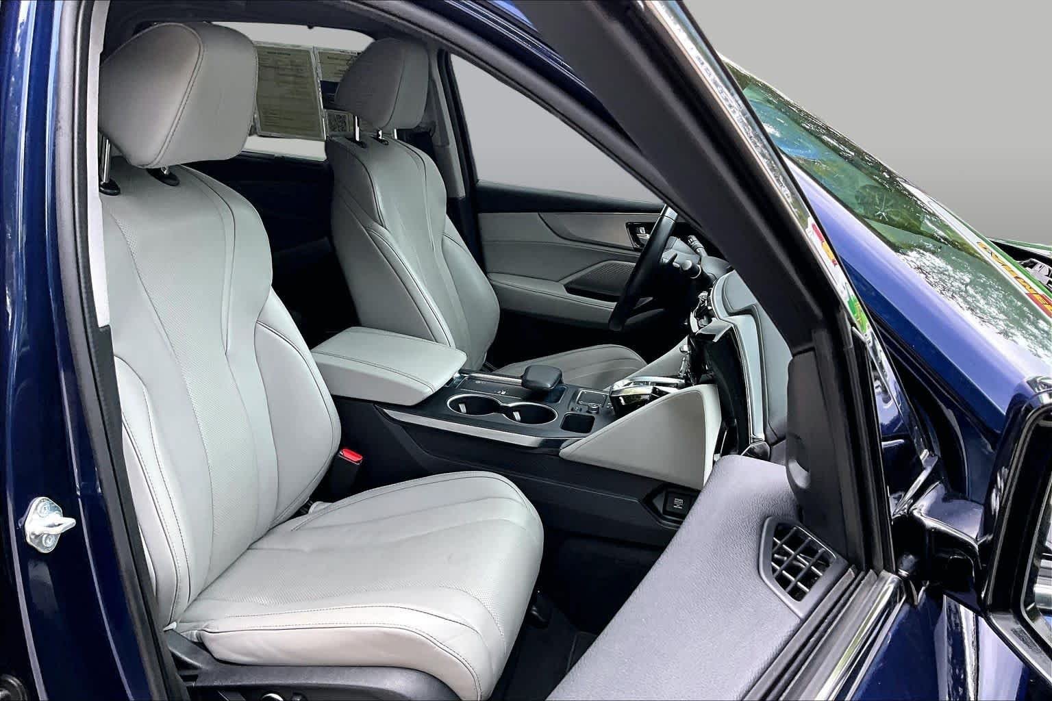 Used 2022 Fathom Blue Pearl Acura w/Technology Package image 9