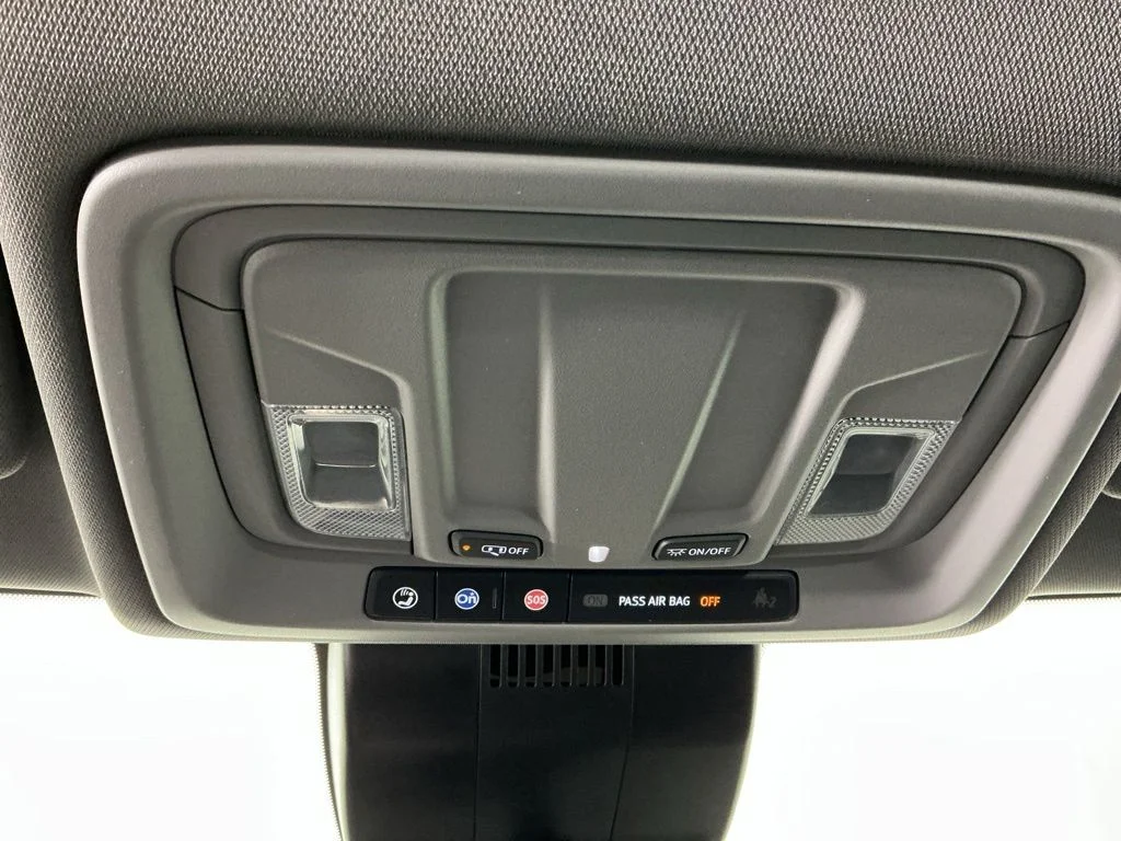 Used 2024 Gray Chevrolet Custom image 22