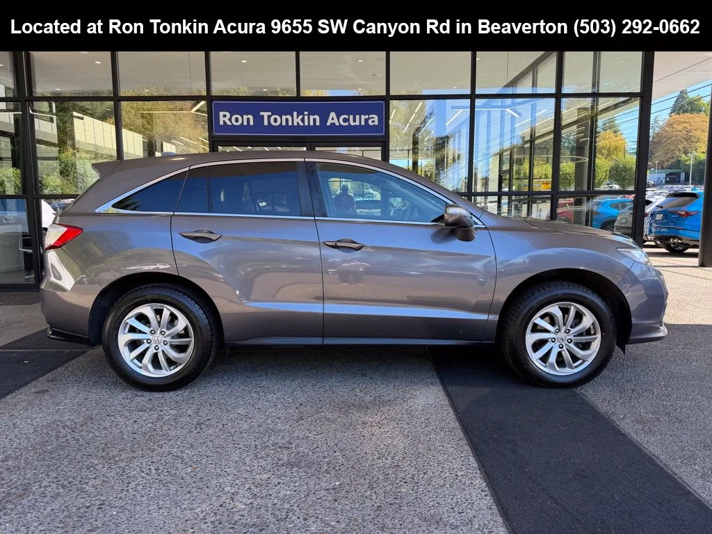Used 2018 Modern Steel Metallic Acura Base image 8
