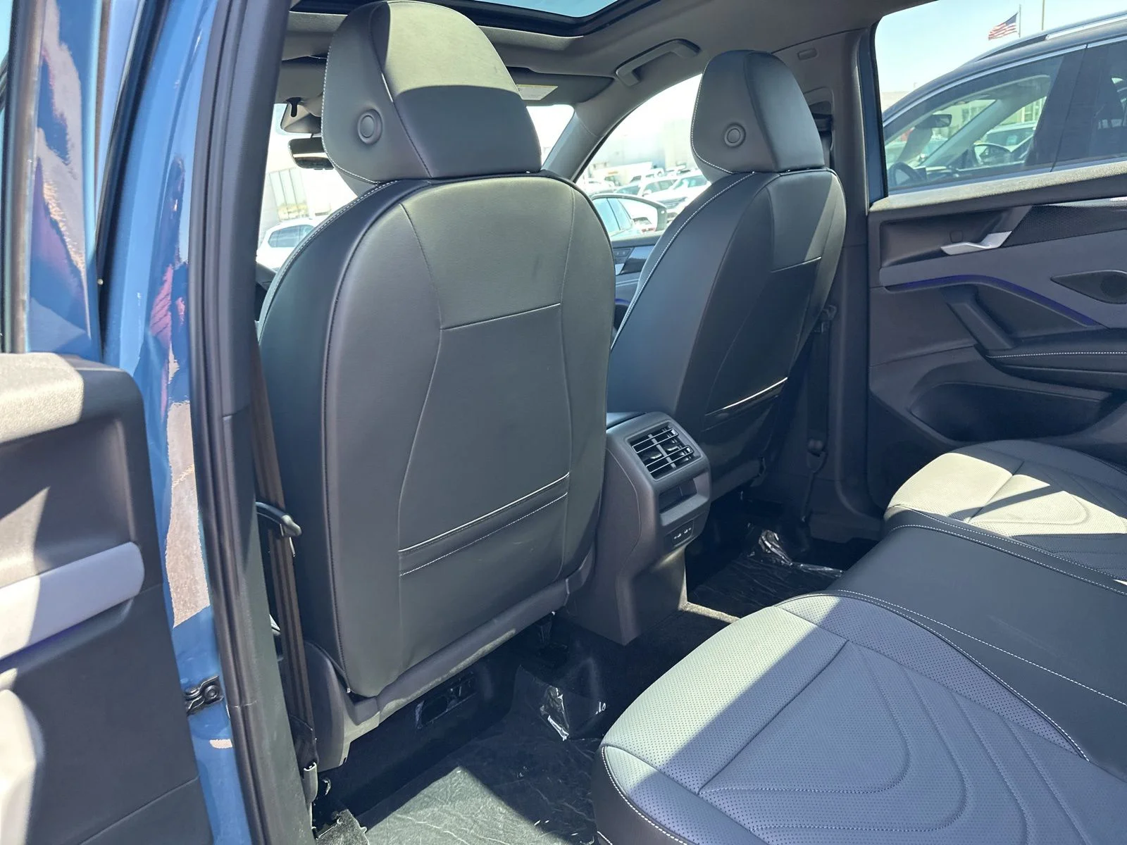 New 2026 Blue Volkswagen 2.0T SE R-Line Black image 20