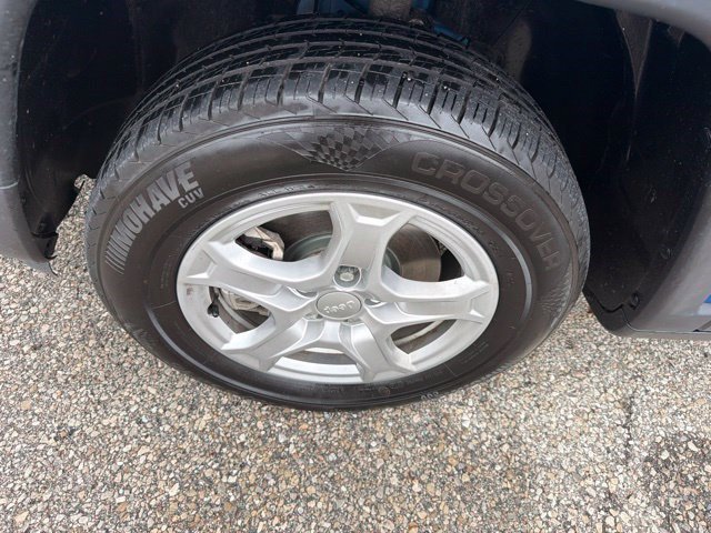 Used 2022 Laser Blue Pearlcoat Jeep Sport image 10
