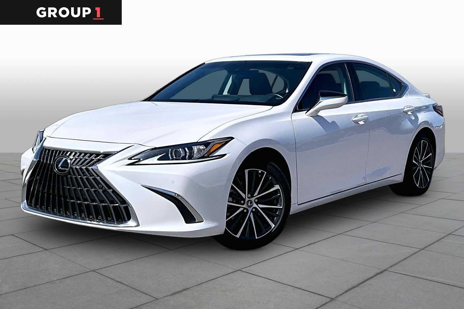 2025 Lexus ES 300h 300h's photo