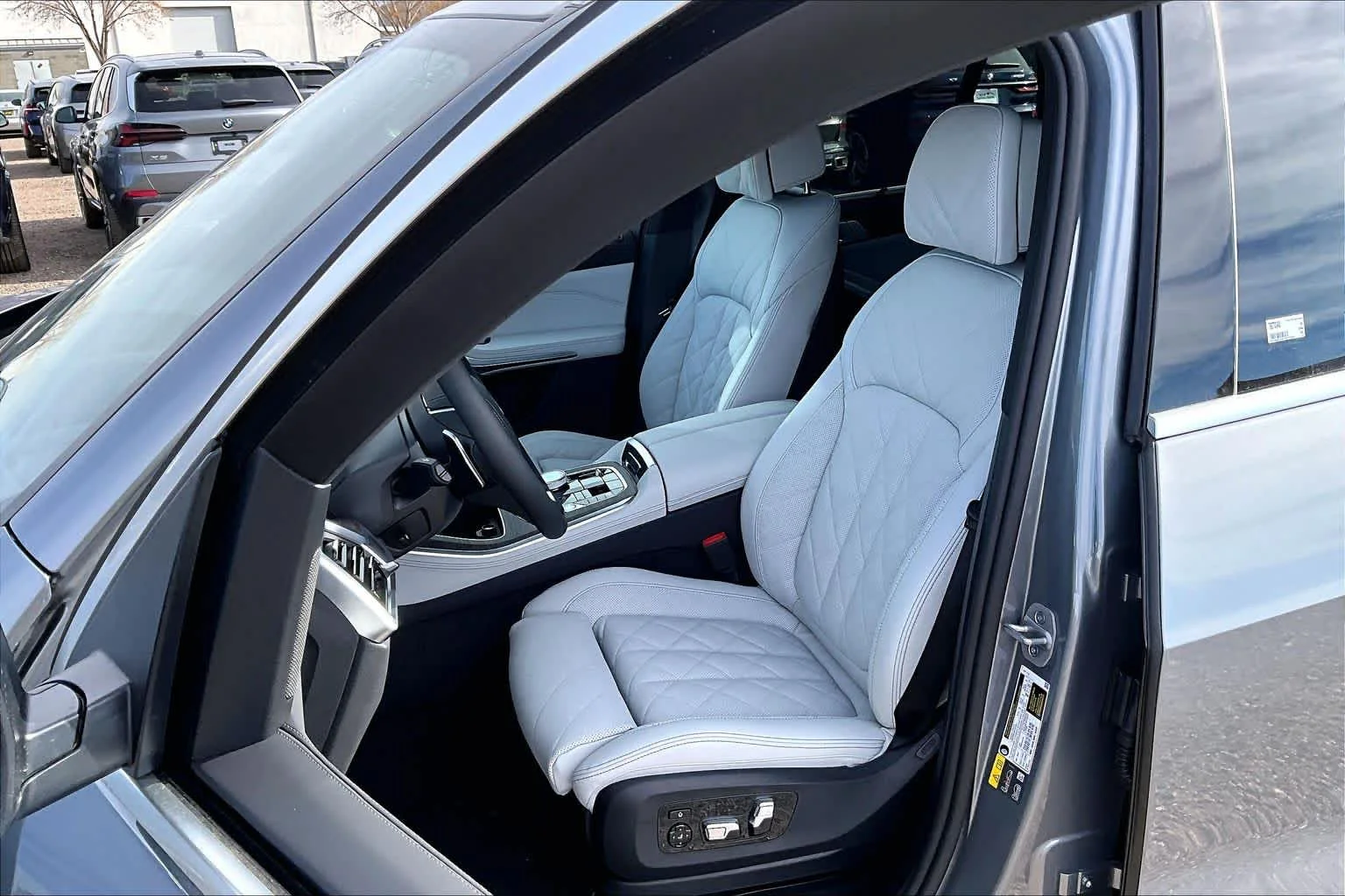 New 2026 Skyscraper Grey Metallic BMW xDrive50e image 9