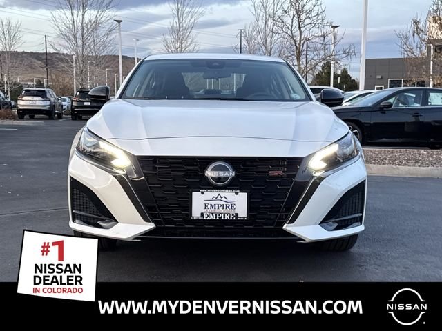 New 2025 Pearl White TriCoat Nissan 2.5 SR image 6
