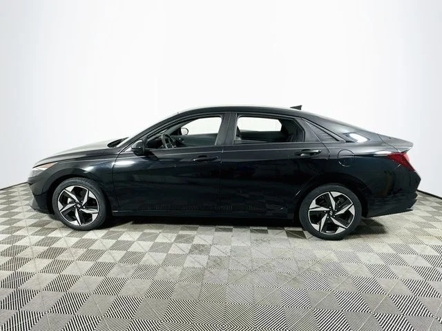 Certified Pre-Owned 2023 Hyundai Elantra SEL