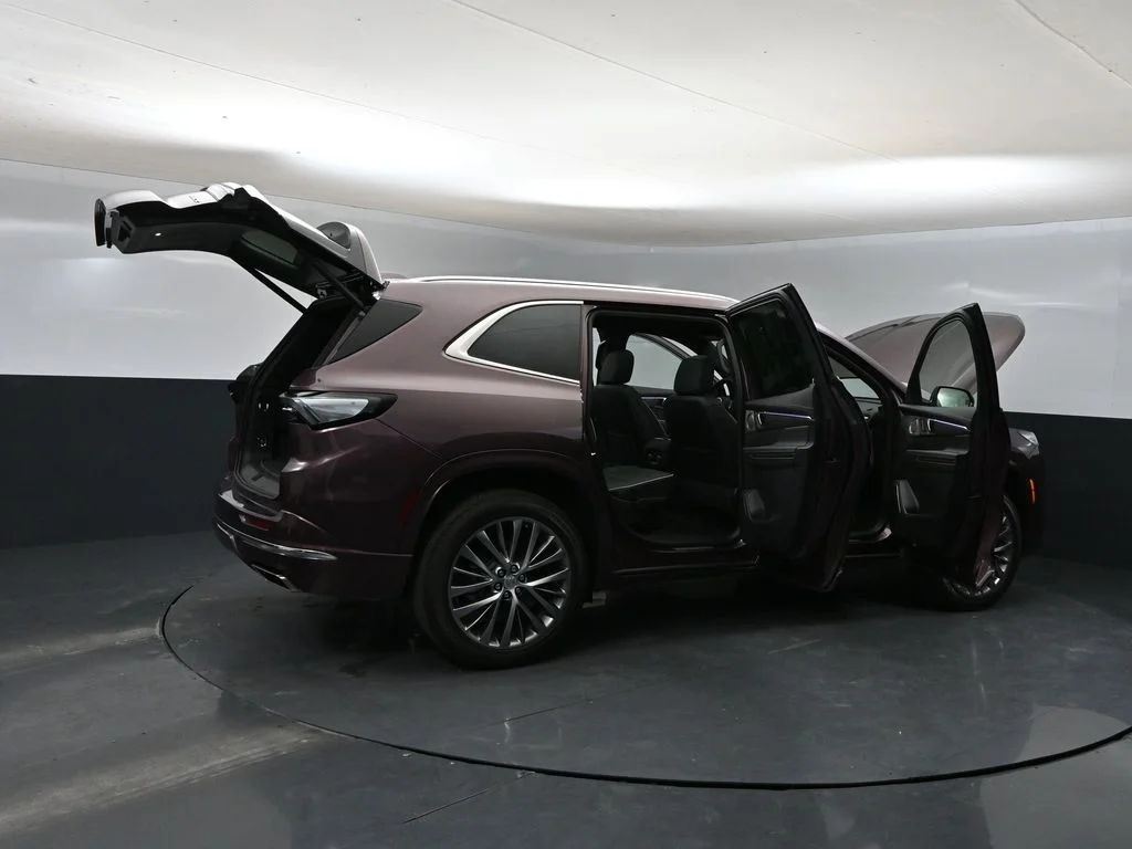 Certified Used 2026 Purple Buick Avenir image 42