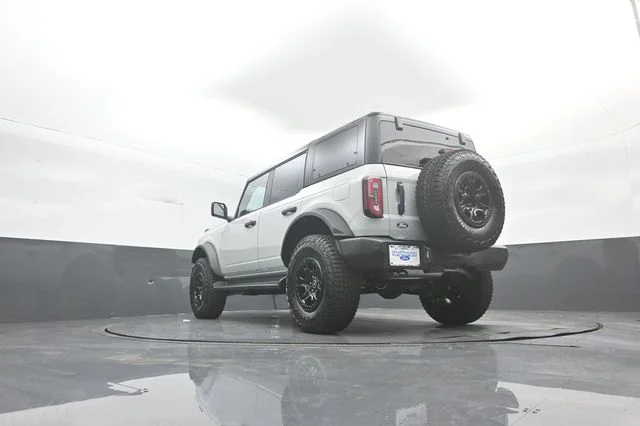 New 2026 Avalanche Gray Ford Outer Banks® image 32