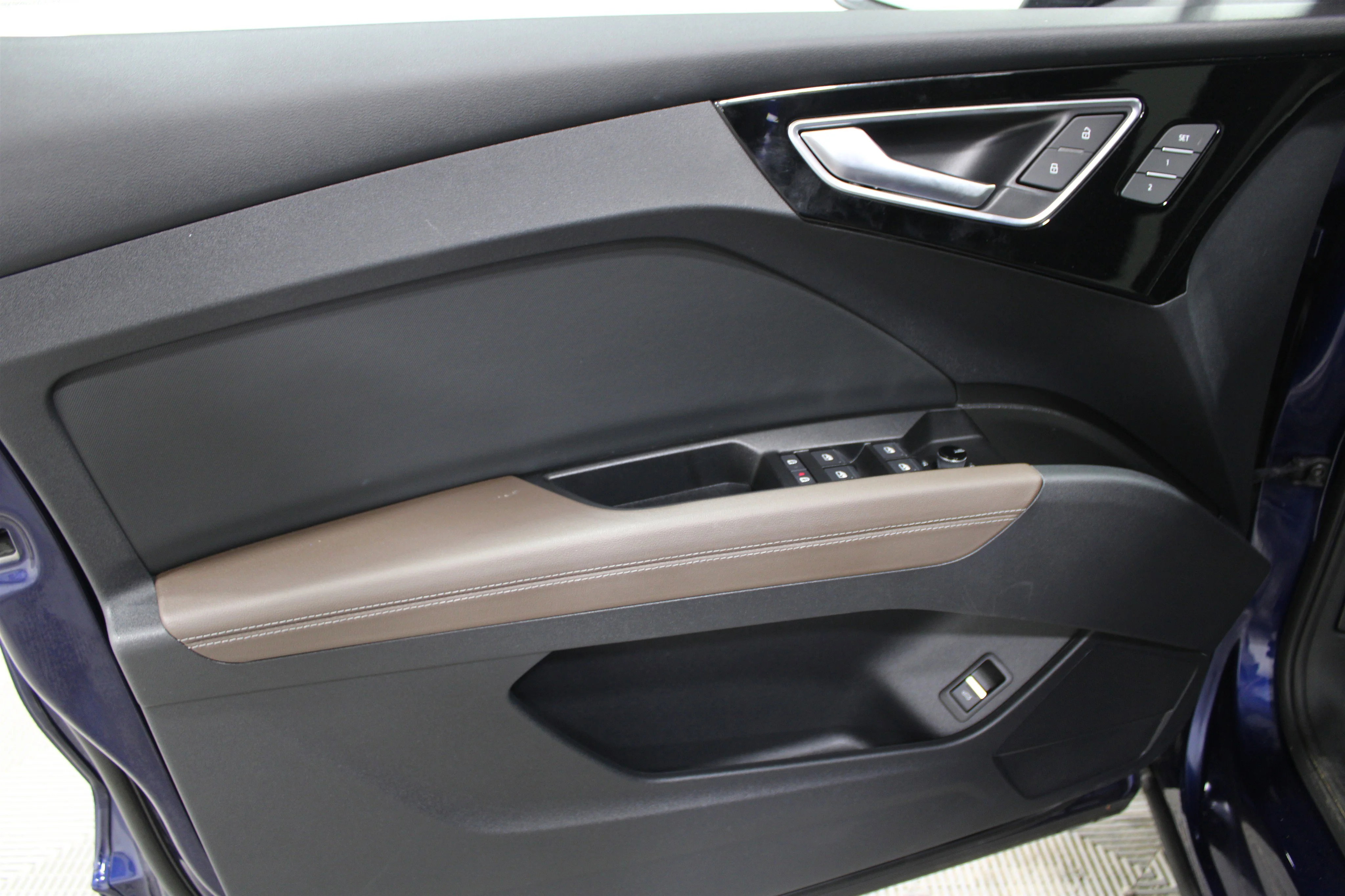 2023 Audi Q4 e-tron Premium - Photo 6