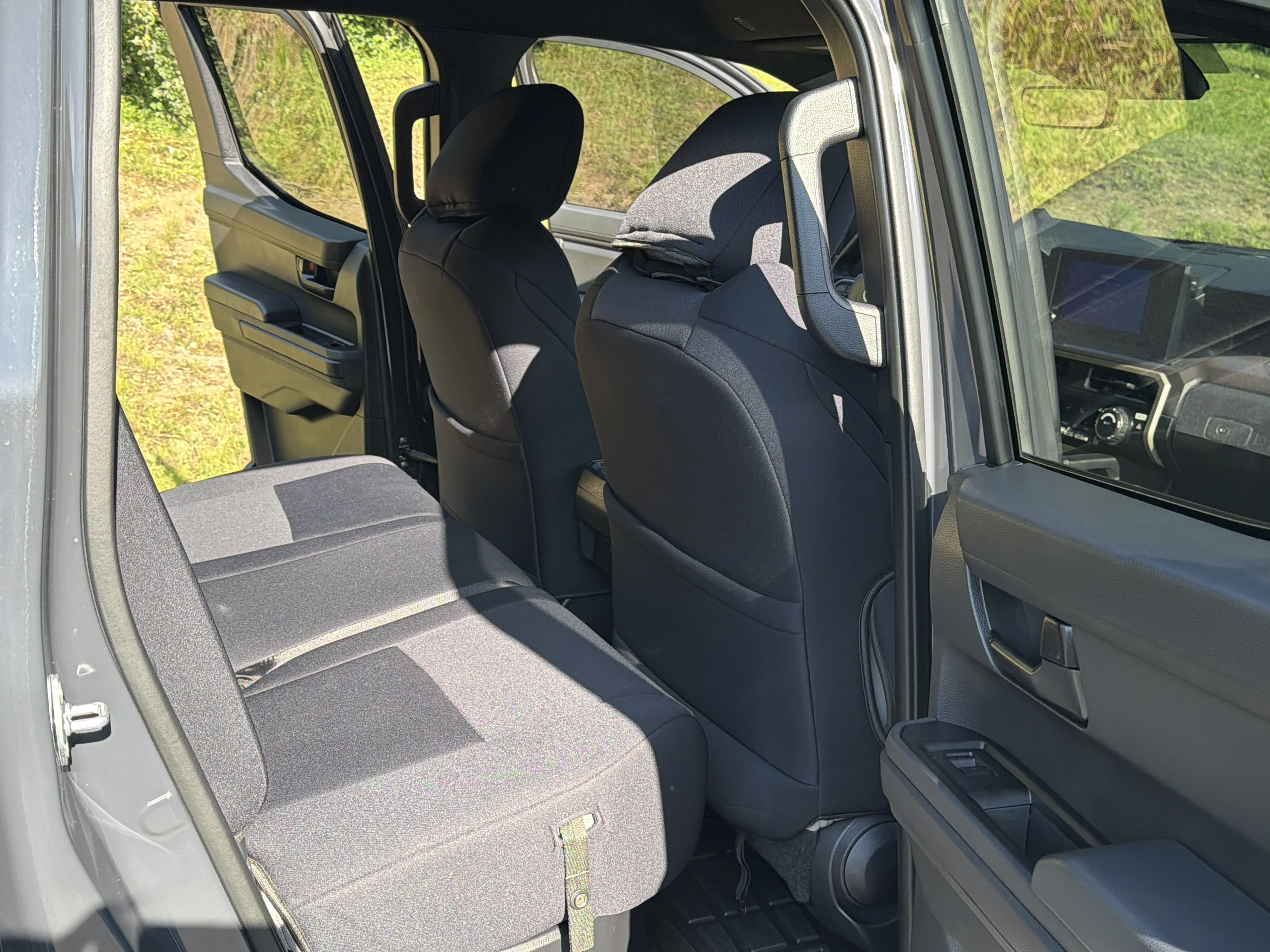 2024 Toyota Tacoma SR5 - Photo 11