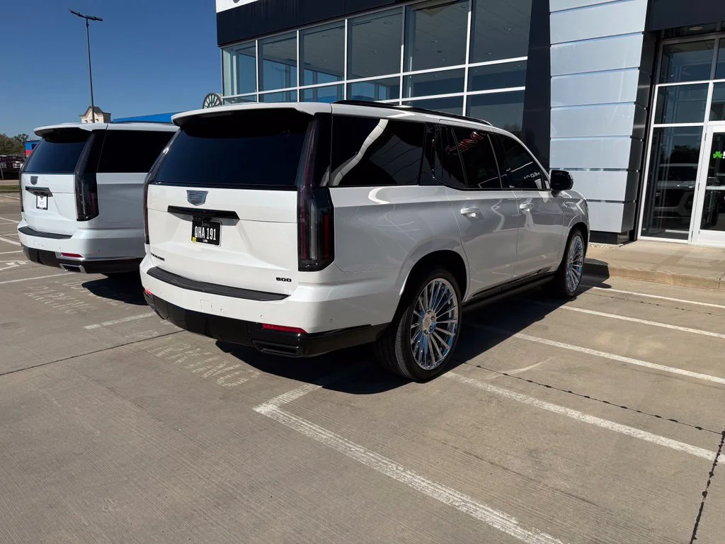 Used 2025 White Cadillac Sport Platinum image 4