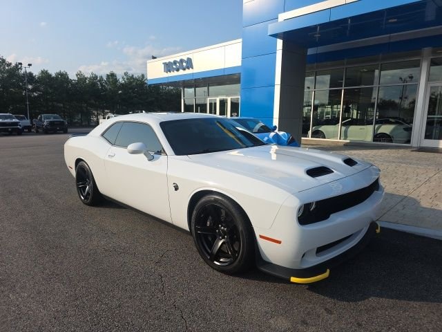 Used 2022 White Dodge SRT Hellcat image 1