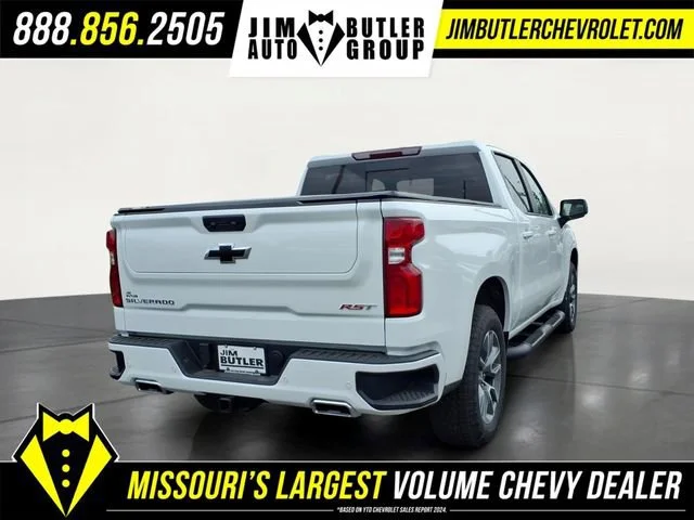 New 2026 Summit White Chevrolet RST image 21
