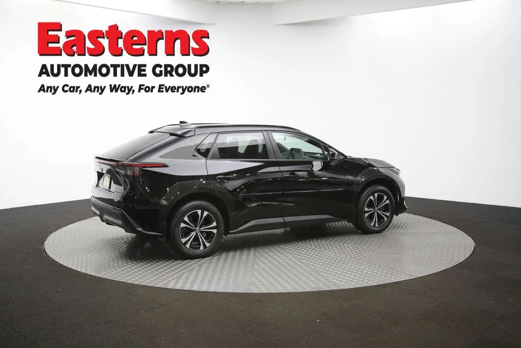 Used 2023 Black Toyota XLE image 39