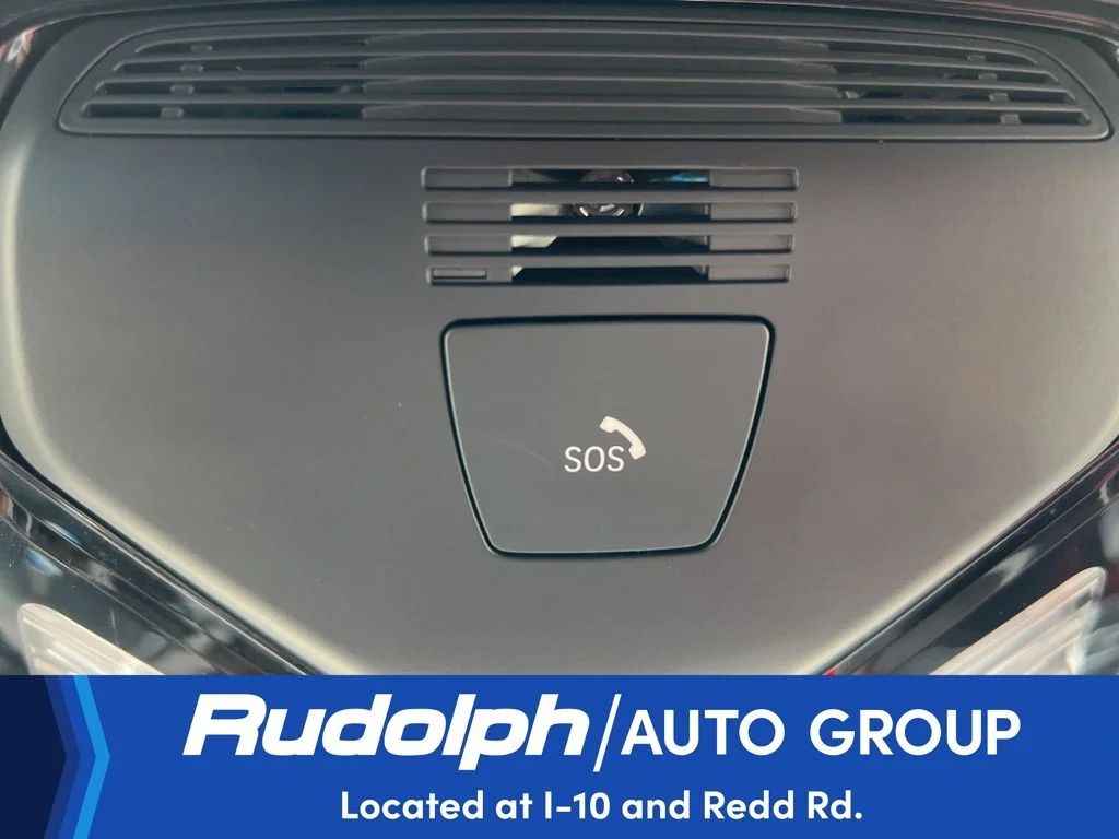 Used 2024 White BMW xDrive30i image 37