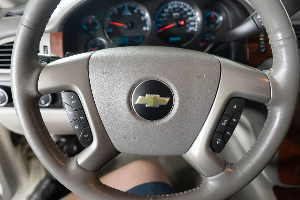 Used 2013 White Chevrolet LTZ image 14