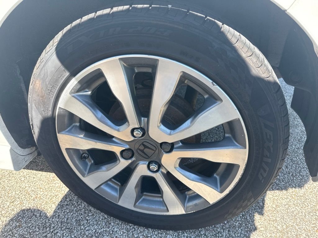 Used 2013 White Honda Sport image 10