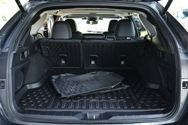 2025 Subaru Outback Touring - Photo 31