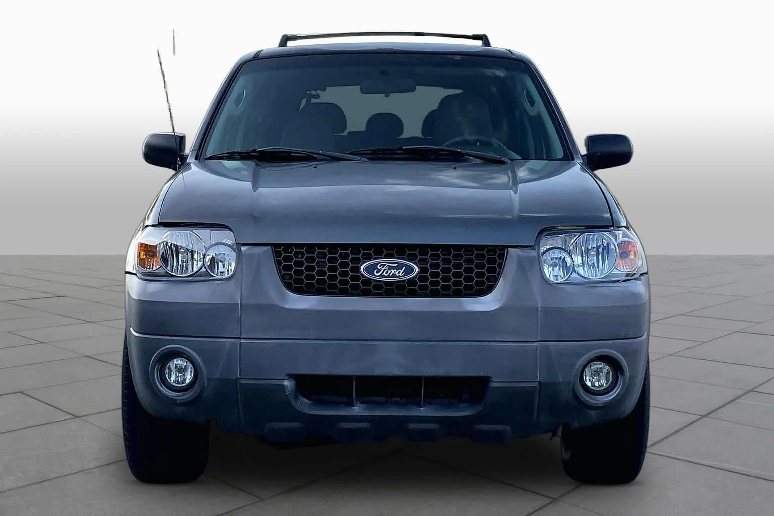 Used 2006 Silver Metallic Ford XLT image 3