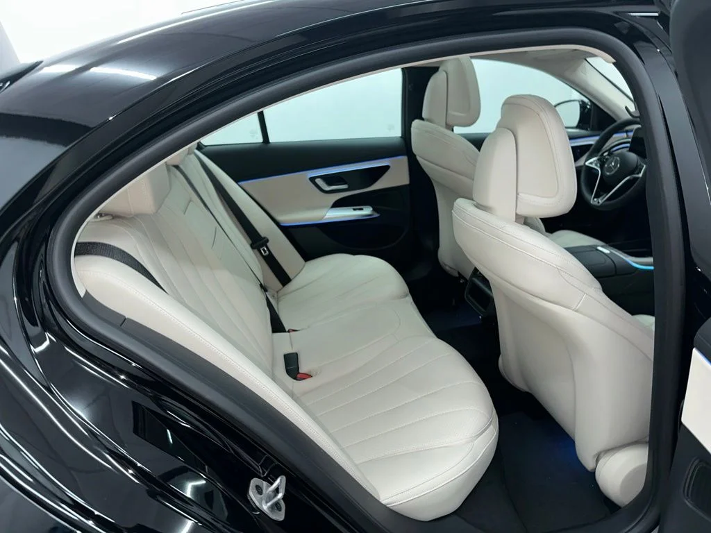 New 2027 Black Mercedes-Benz E 450 image 24