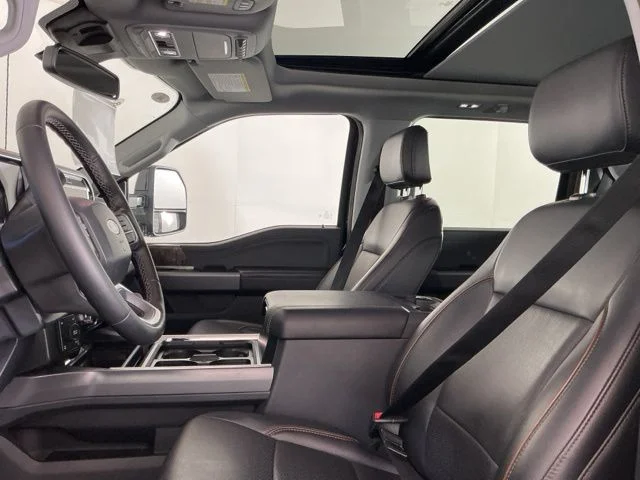 2025 Ford F-350 Super Duty Lariat - Photo 17