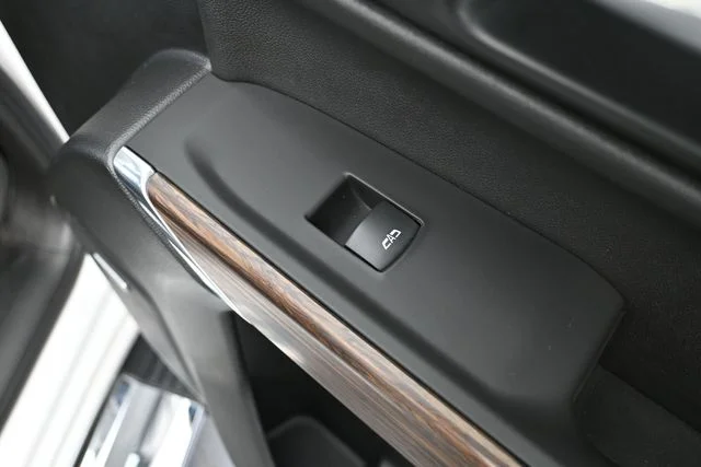 Used 2020 Beige Chevrolet High Country image 47
