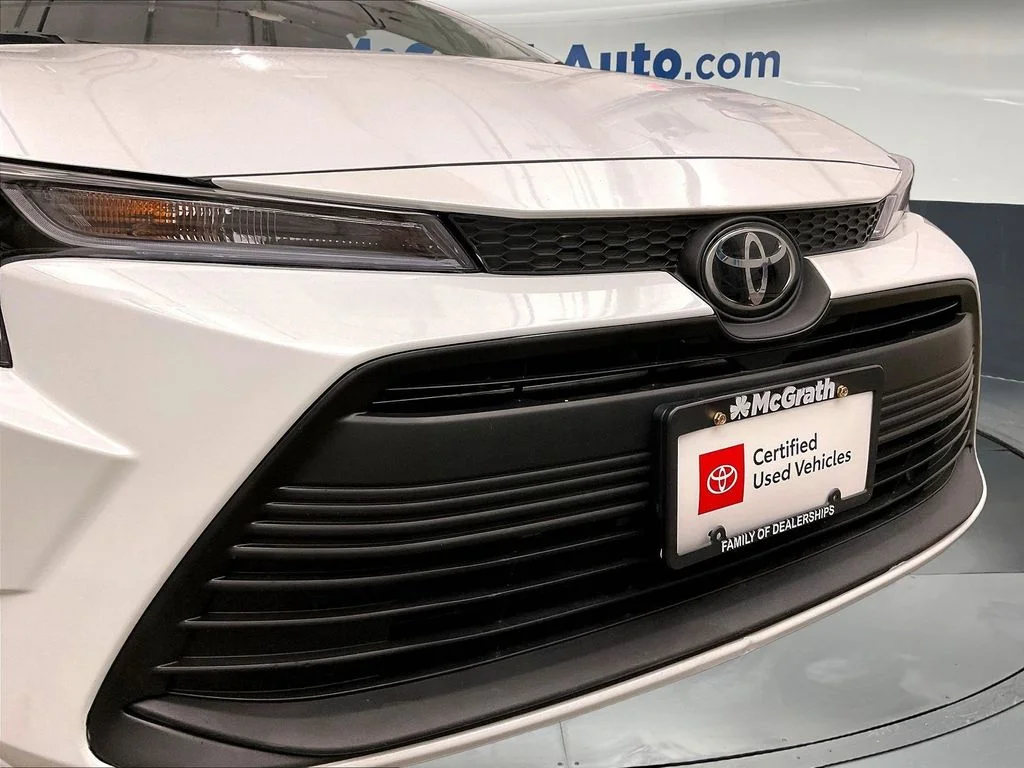 Certified Used 2025 Beige Toyota LE image 32