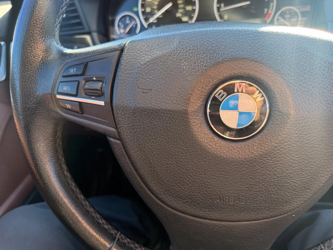 Used 2014 White BMW 528i image 18