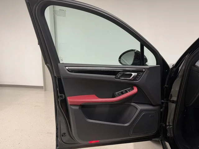 Certified Used 2026 Black Porsche  image 32