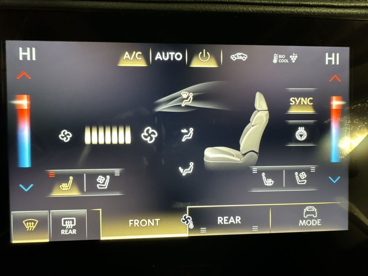 2025 INFINITI QX80 Sensory 4WD - Photo 24