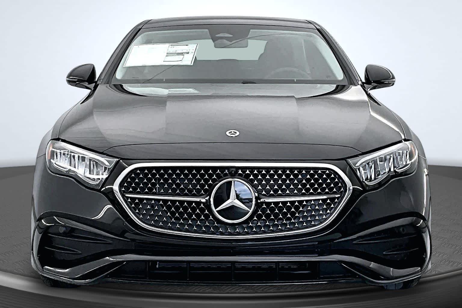 New 2027 Graphite Grey Metallic Mercedes-Benz E 350 image 6