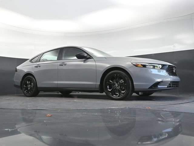 Certified Used 2025 Urban Gray Pearl Honda 1.5T SE image 61