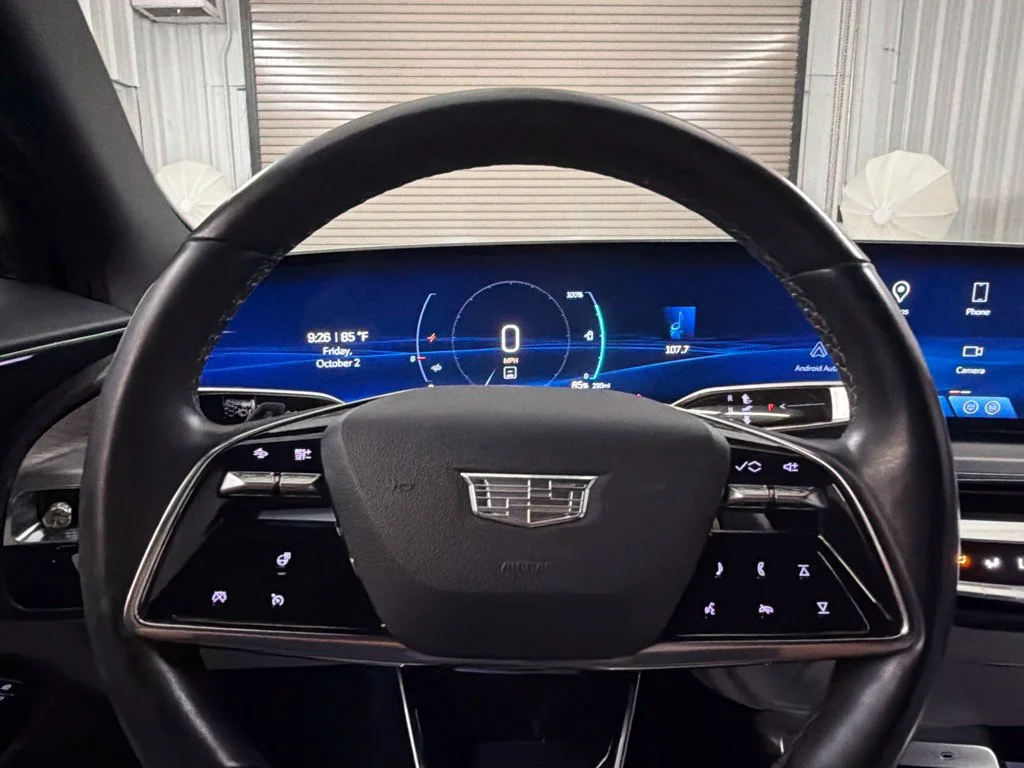 Used 2024 Argent Silver Metallic Cadillac Sport image 26