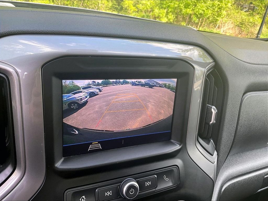 Used 2020 Gray Chevrolet Custom image 16