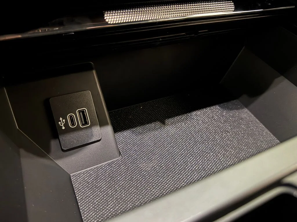 New 2026 Black Ford Lariat image 34