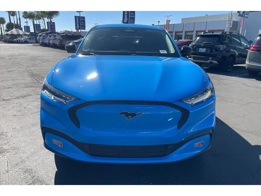 Used 2023 Grabber Blue Metallic Ford Select image 9