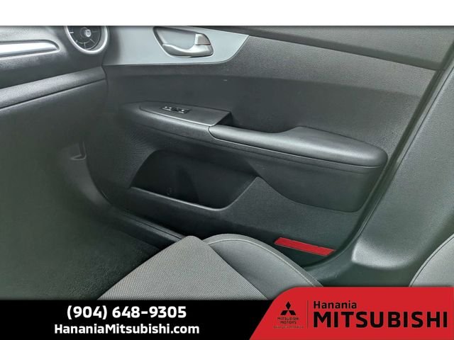 Used 2024 Red Kia LXS image 18