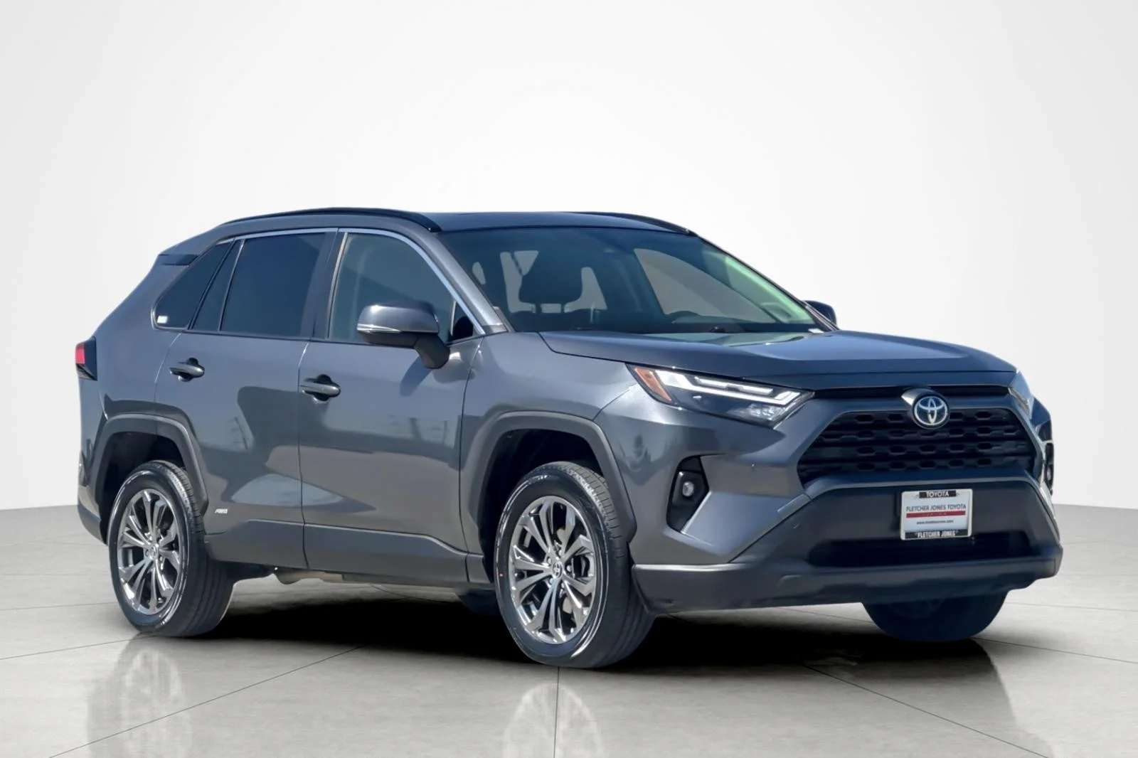 Used 2022 GRAY METALLIC Toyota Hybrid XLE Premium image 7