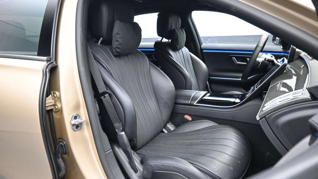 Used 2023 Gold Mercedes-Benz S 580 image 17