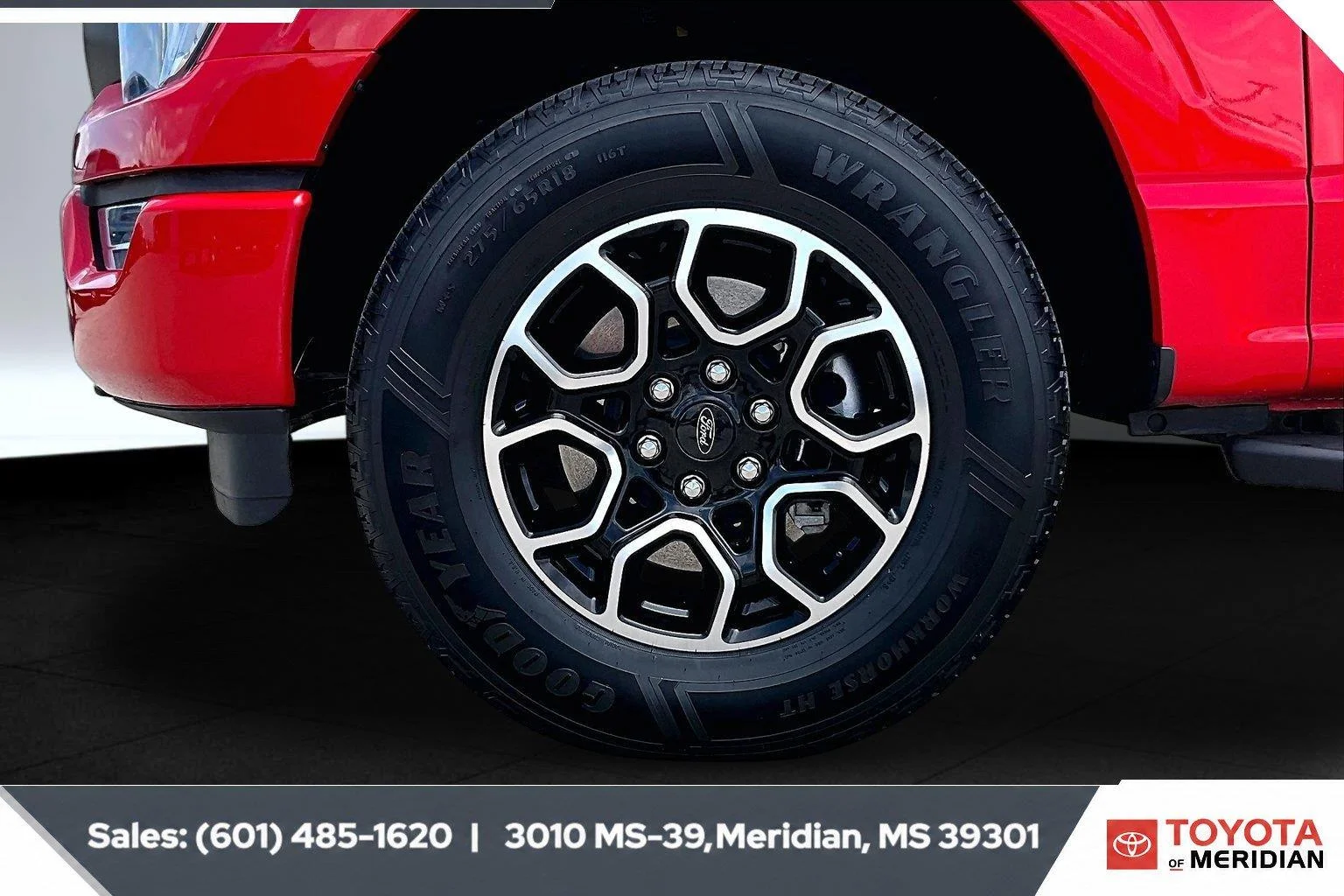 Used 2023 Race Red Ford XLT image 7