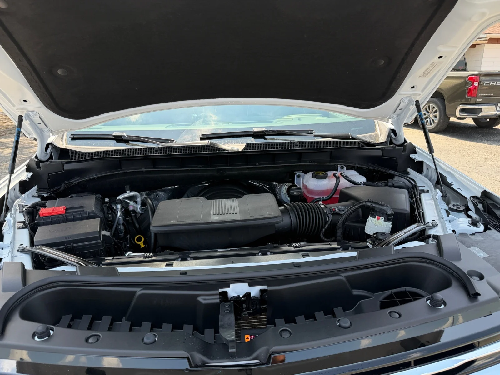 New 2026 Polar White Tricoat Chevrolet Premier image 20