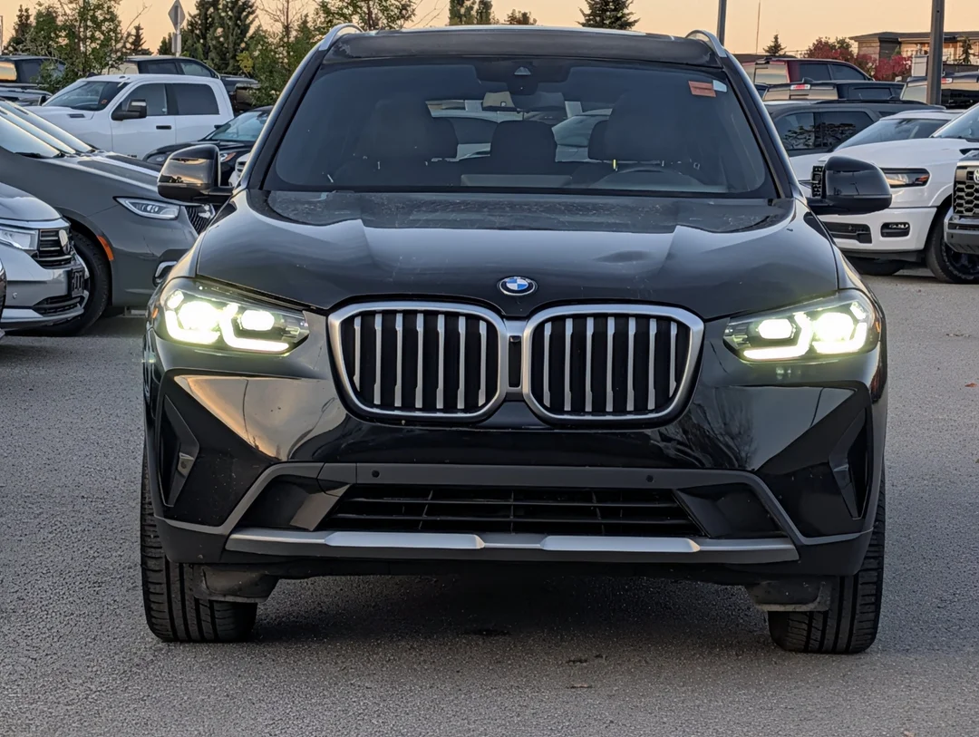 Used 2024 Black BMW xDrive30i - - Turbo I-4 - AWD - Sport Seats - Digital Cluster - Apple CarPlay & More! image 3
