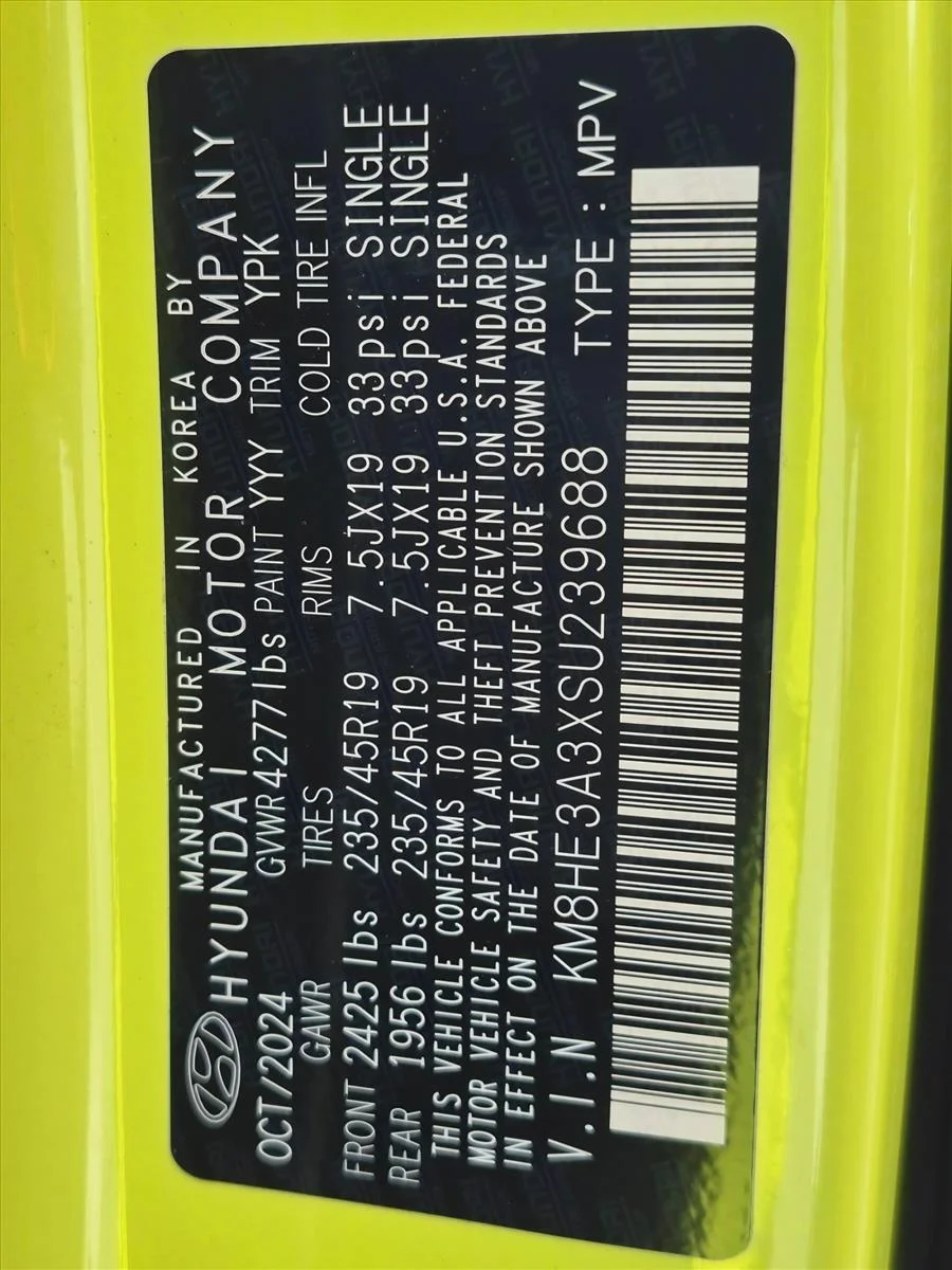 Used 2025 Neoteric Yellow Hyundai Limited image 25