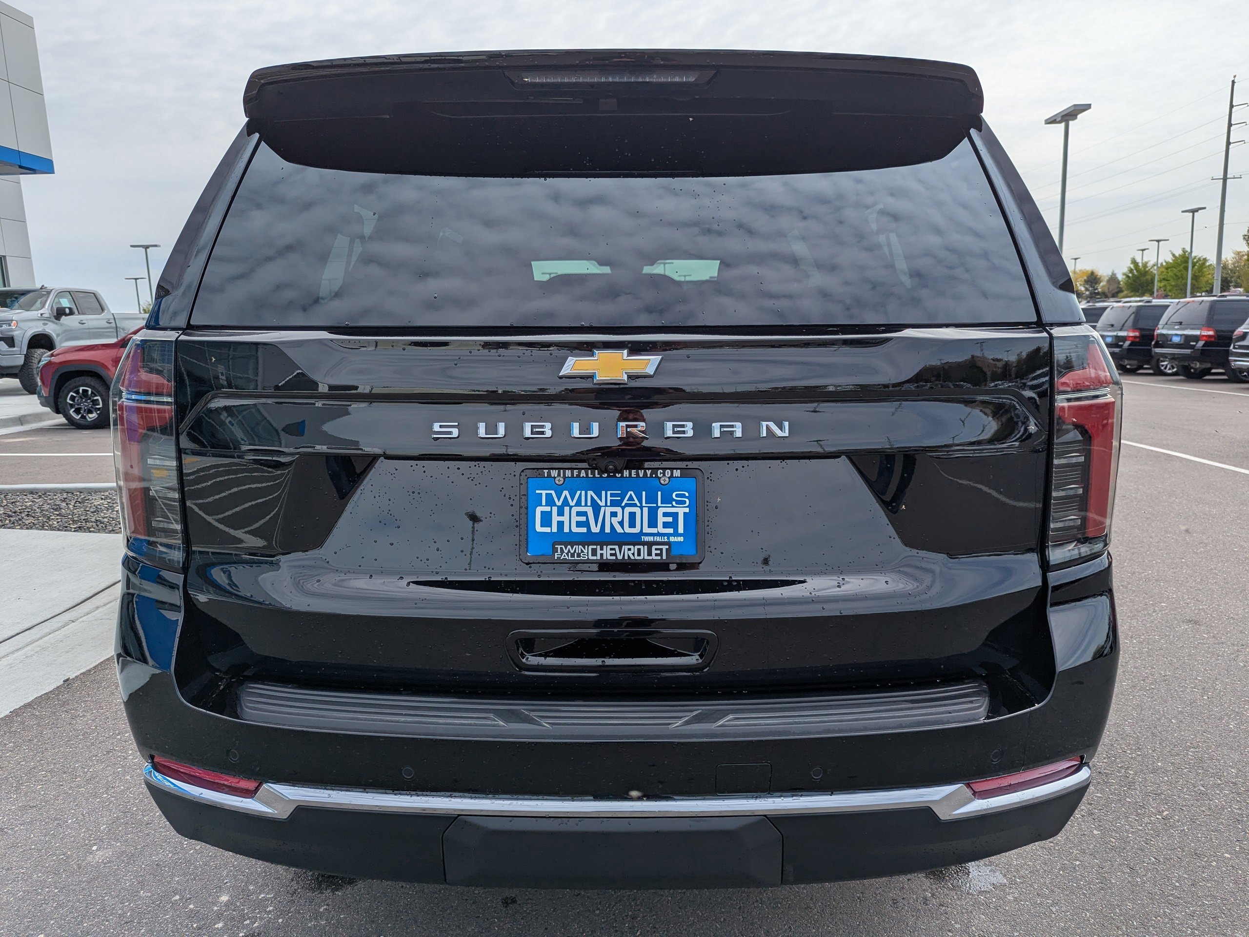 2026 Chevrolet Suburban LS - Photo 35