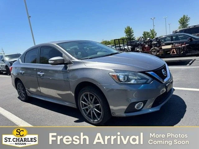 2017 Nissan Sentra SR CVT's photo